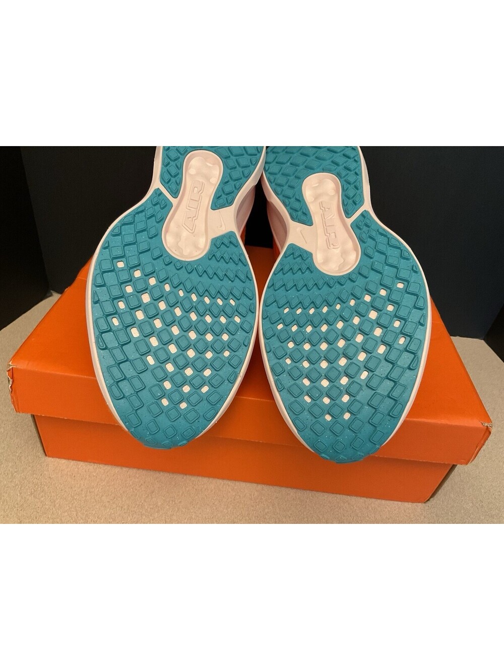 New! Mens Nike Air Winflo 11 Bright Mandarin/Black Running Shoes. Size 10.5. - Picture 9 of 12